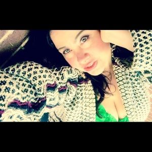 Del Mundo from El Dorado Springs, CO made  Equador